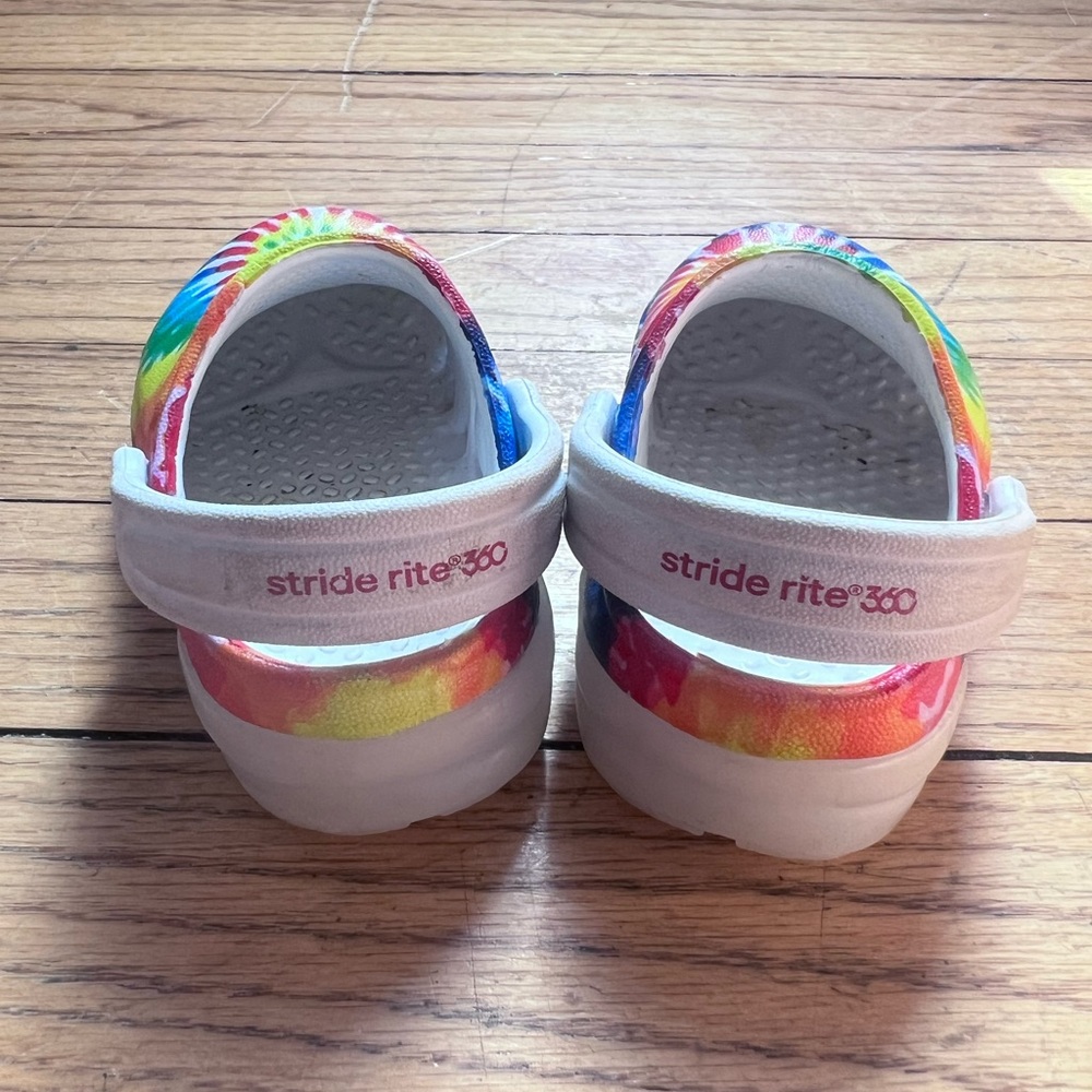 Stride Rite Kids' Rainbow Water Shoes